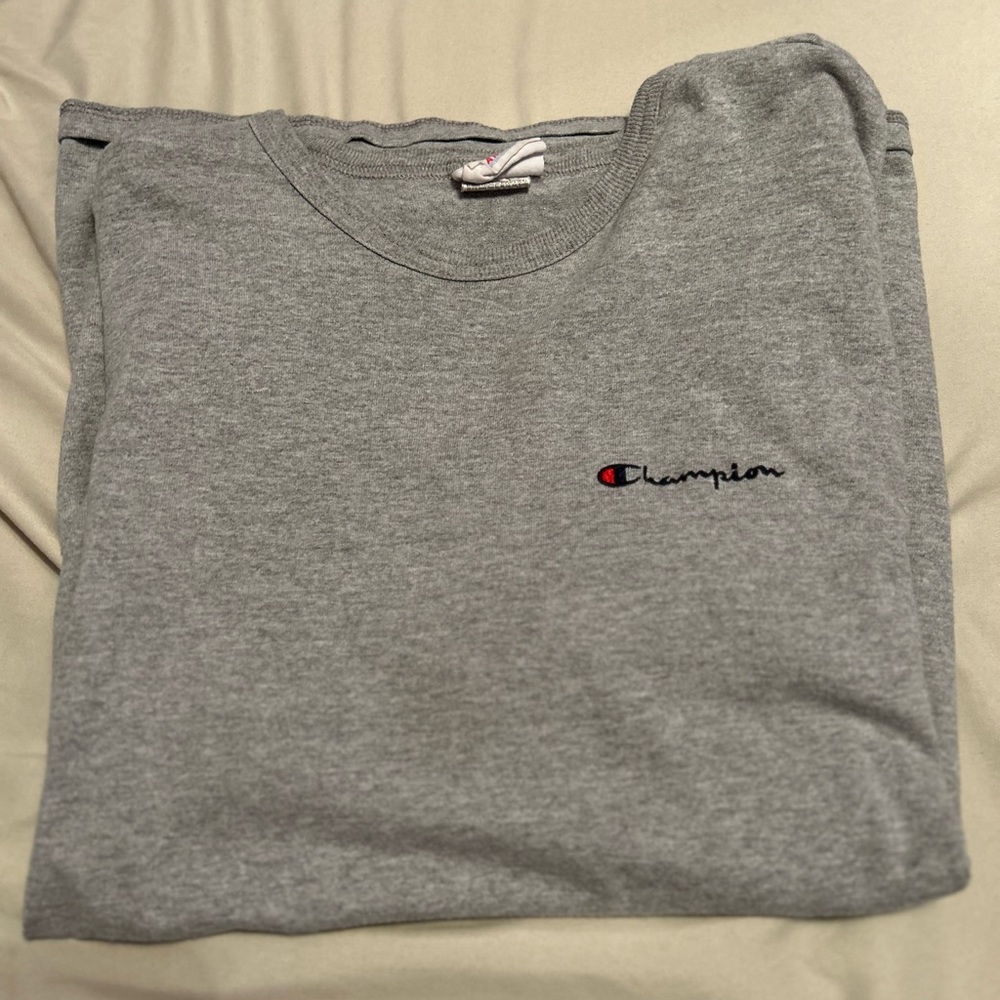 Champion tee
